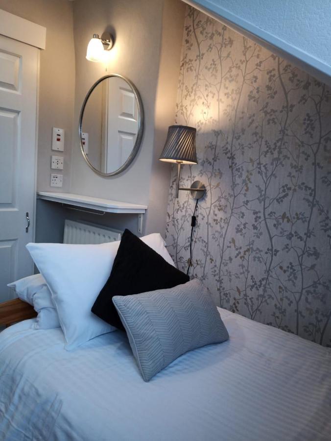 Bed and Breakfast Harvington House à Keswick  Extérieur photo